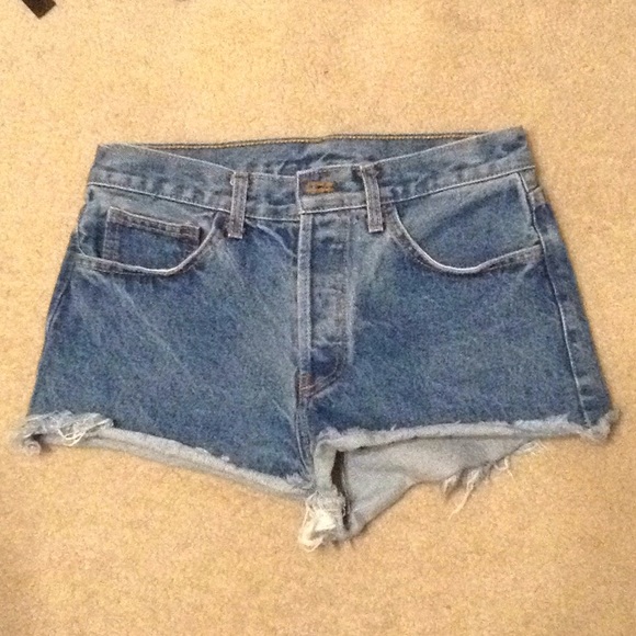Brandy Melville Pants - Brandy Melville high waisted denim shorts